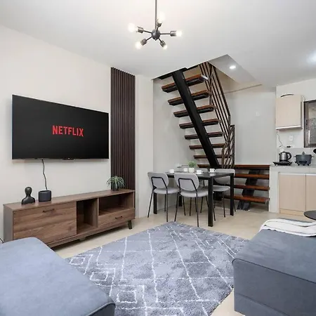 3Br Furnished House Near Cebu It Park With Parking, Fast Wifi, Netflix And More
