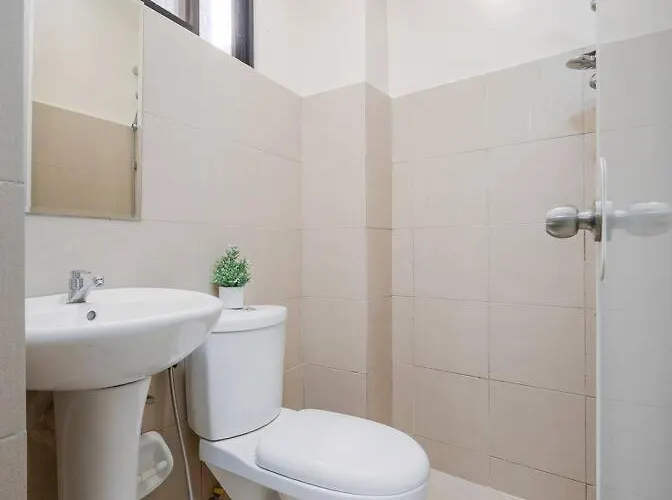 3br Furnished House Near Cebu It Park With Parking, Fast Wifi, Netflix And * Nawanao