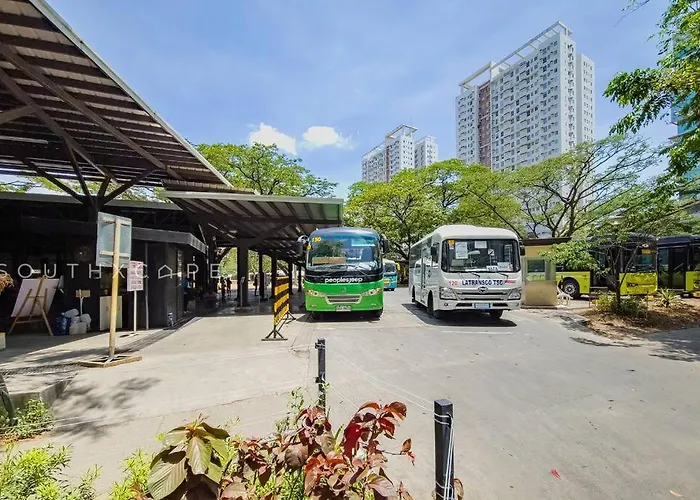 Holiday home 3br Furnished House Near Cebu It Park With Parking, Fast Wifi, Netflix And